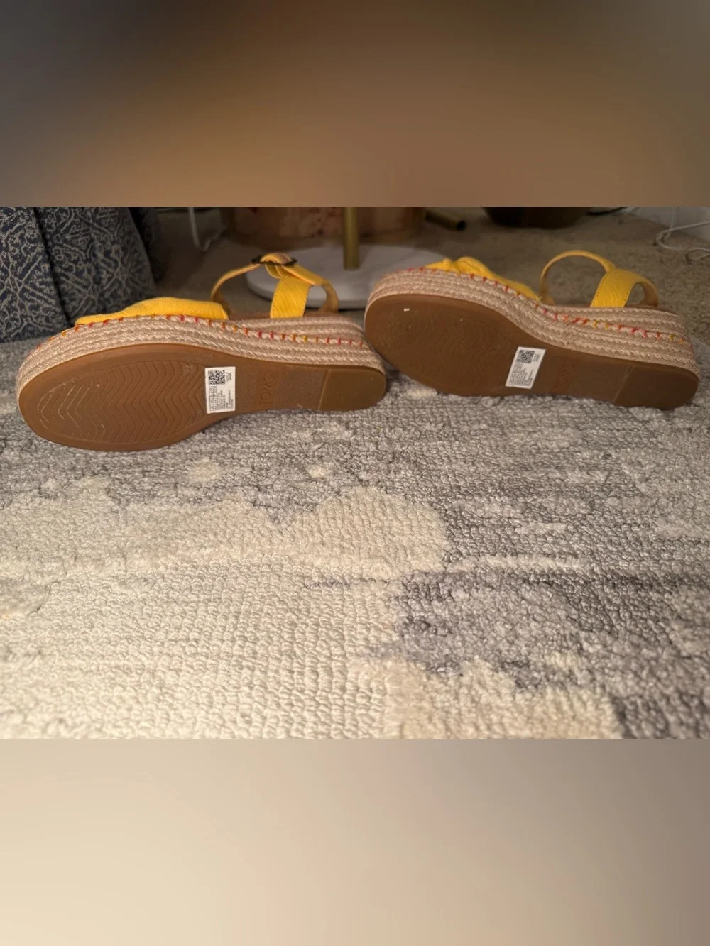 Toms comfortable yellow